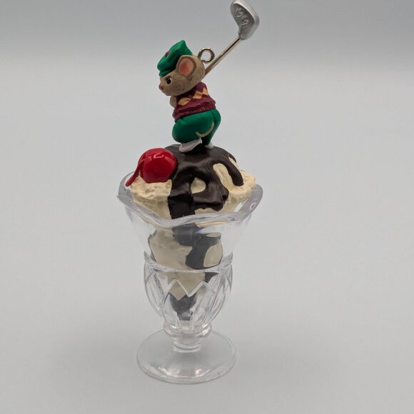 Hallmark Keepsake Sundae Golfer 1999, Mouse on Ice Cream Vintage Ornament - Picture 5 of 10